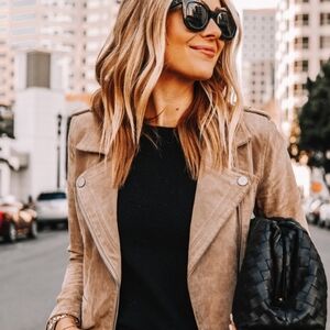 BLANKNYC Women's Taupe Suede Jacket.Size L
